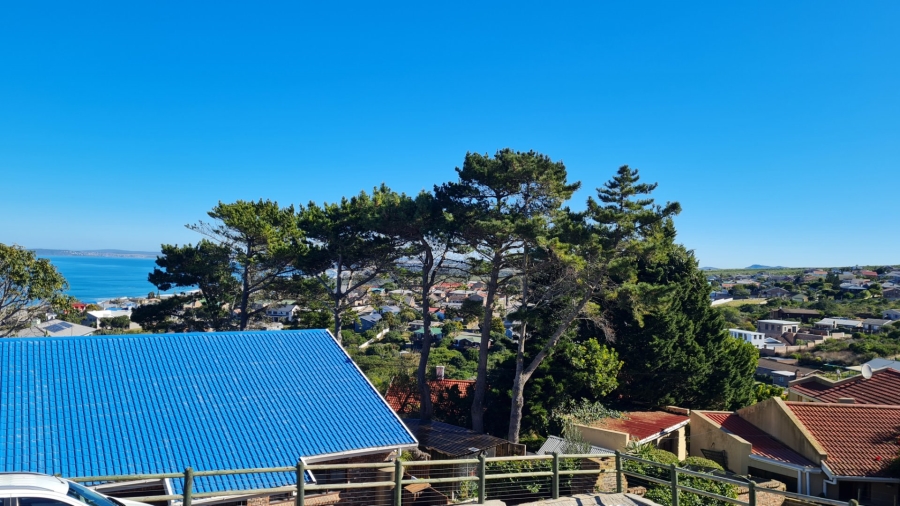 3 Bedroom Property for Sale in Dana Bay Western Cape